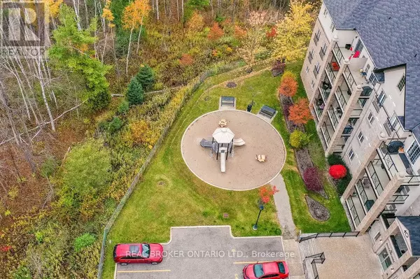 Barrie (ardagh), ON L4N2L3,40 Ferndale DR South #404