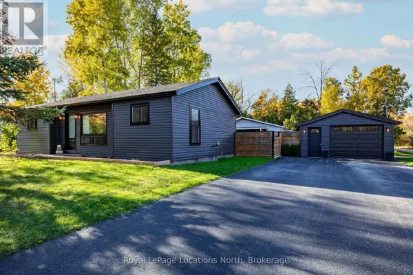 Collingwood, ON L9Y0X2,19 DELL PARR AVENUE