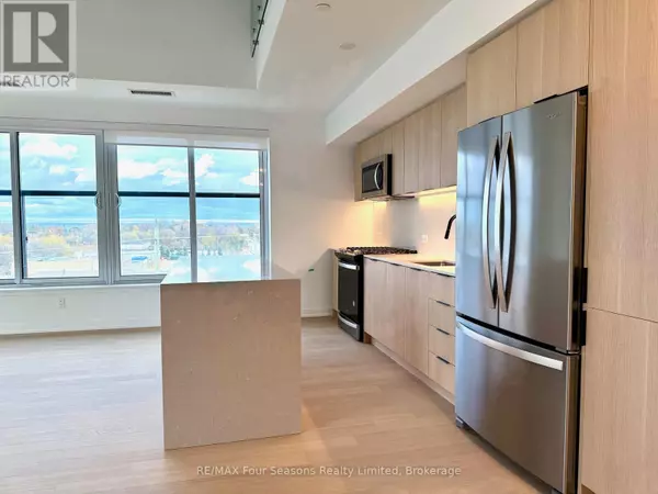 Collingwood, ON L9Y5T7,31 Huron ST #604