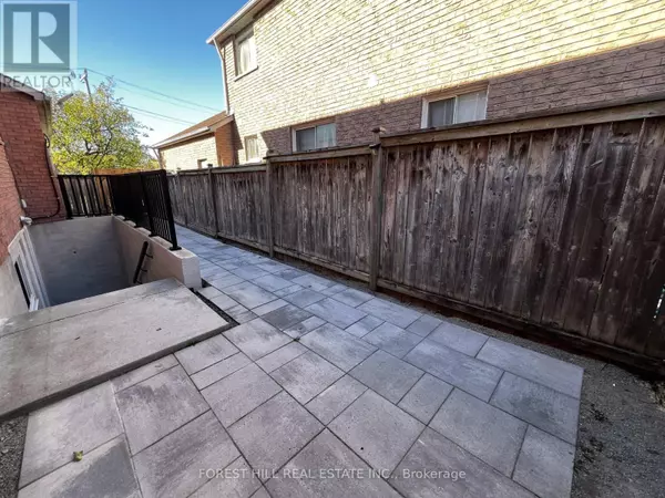 Barrie (grove East), ON L4M6B1,181 Johnson ST #LOWER