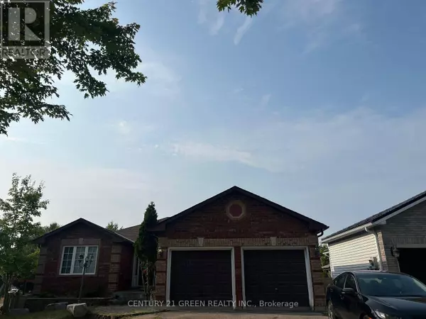 Barrie (holly), ON L4N8E3,141 COLUMBIA ROAD E