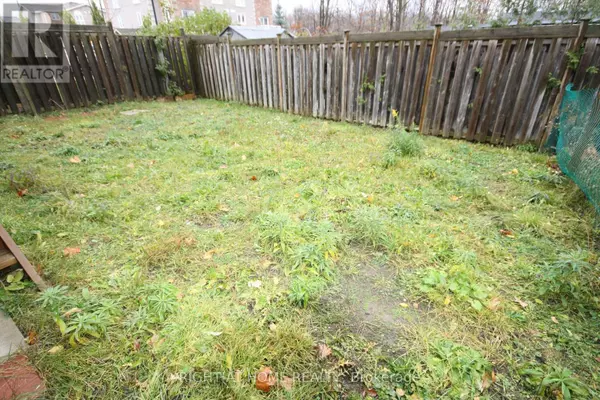 Barrie (holly), ON L4N5Z9,66 WHITE CRESCENT