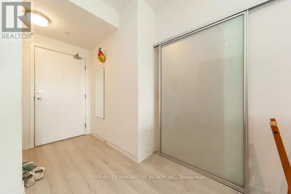 Barrie (painswick South), ON L9J0K1,681 Yonge ST #221