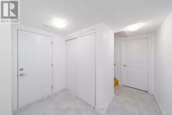 Barrie, ON L9J0T8,25 TOBIAS LANE