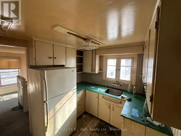 Orillia, ON L3V5E5,371 WEST STREET N