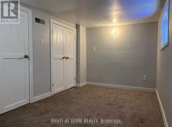 Collingwood, ON L9Y0X2,34 BROADVIEW STREET