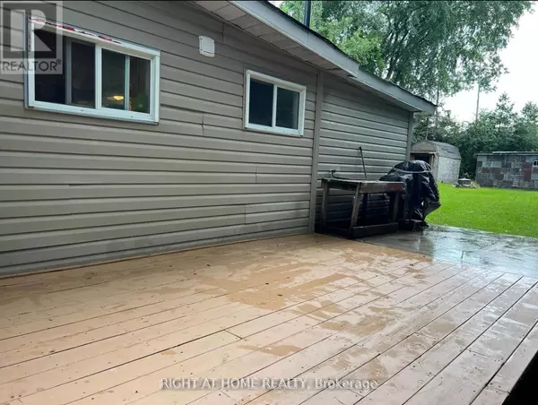 Collingwood, ON L9Y0X2,34 BROADVIEW STREET