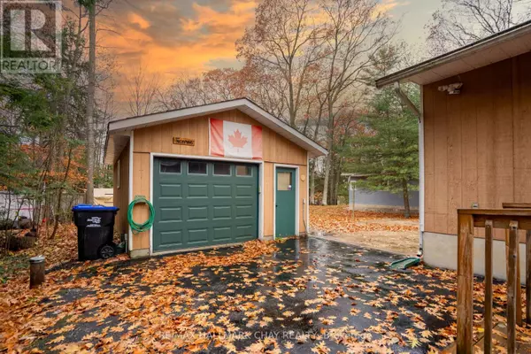 Tiny, ON L0L2J0,86 OLIVER DRIVE