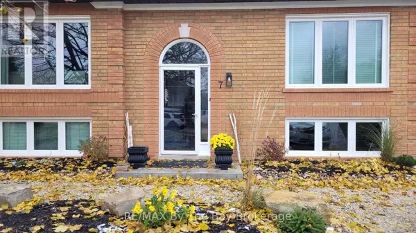 7 HARBOUR CRES #2, Wasaga Beach, ON L9Z1G4