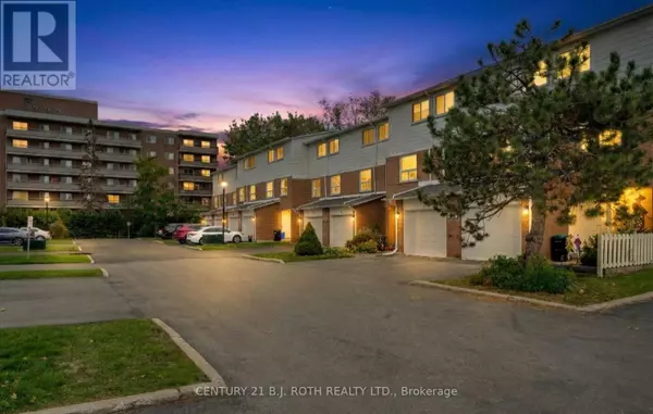 Barrie (codrington), ON L4M2H1,235 Steel ST #4