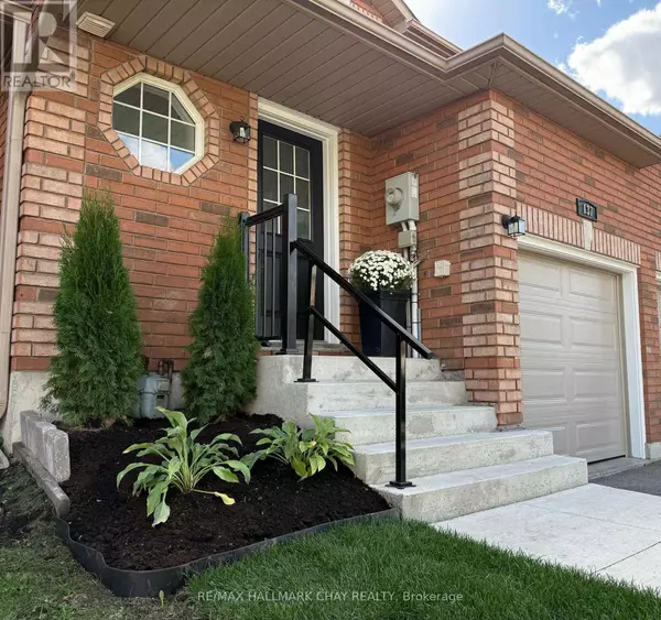 137 COURTNEY CRESCENT, Barrie (painswick South), ON L4N5S9