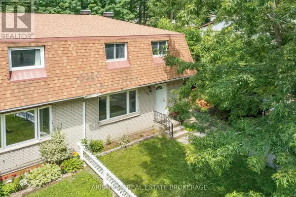 111 BURKE STREET, Penetanguishene, ON L9M1B2