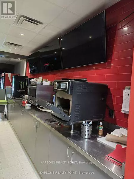 Barrie (bayfield), ON L4M3C2,331 BAYFIELD STREET