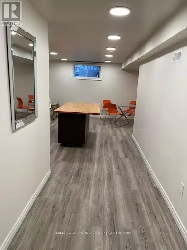 Barrie (east Bayfield), ON L4M6Y8,16 Nicole Marie AVE #Lower