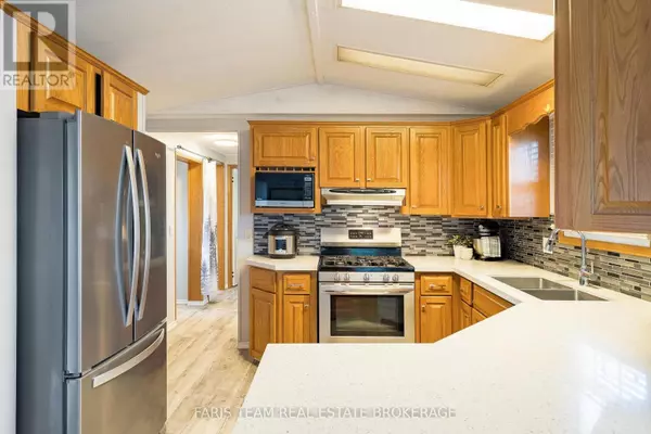 Wasaga Beach, ON L9Z3A8,3 ST JAMES PLACE