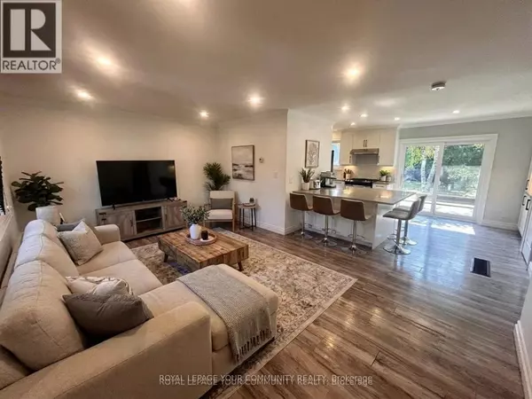 Orillia, ON L3V6E2,93 westmount DR South #upper