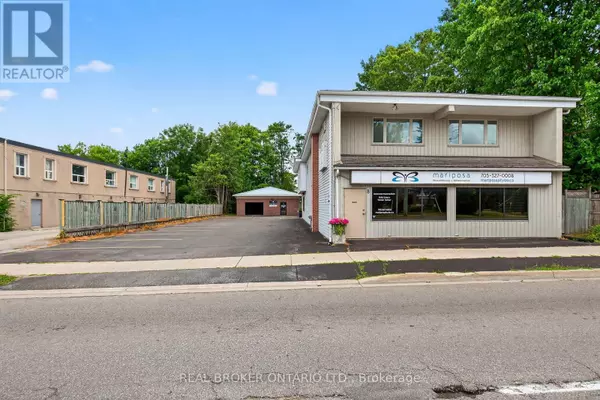 8 WESTMOUNT DRIVE S, Orillia, ON L3V6C9