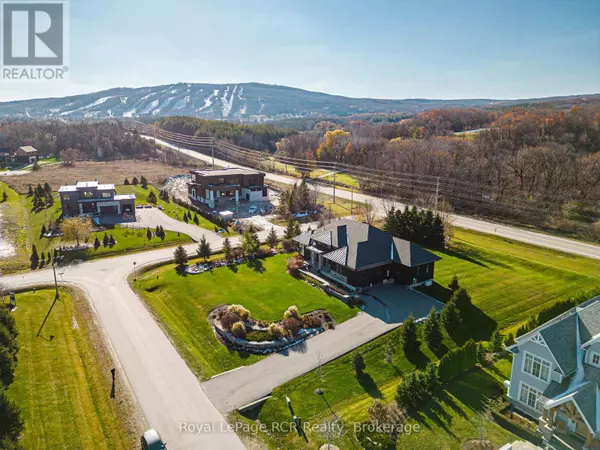 Collingwood, ON L9Y0K2,1 WINDROSE VALLEY BOULEVARD