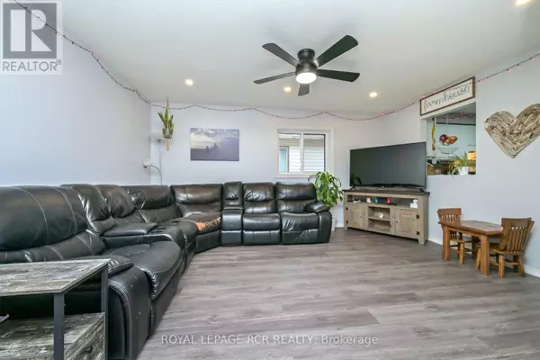 Wasaga Beach, ON L9Z1M1,121 DYER DRIVE