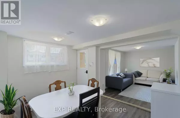 Barrie (wellington), ON L4M2X6,2 ROSLYN ROAD