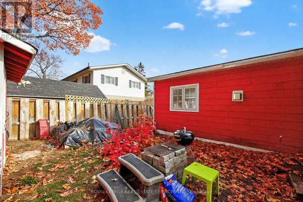 Wasaga Beach, ON L9Z2G1,1048 MOSLEY STREET