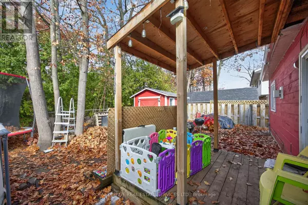 Wasaga Beach, ON L9Z2G1,1048 MOSLEY STREET