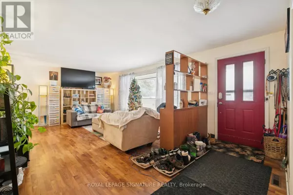 Orillia, ON L3V2J5,86 FITTONS ROAD E