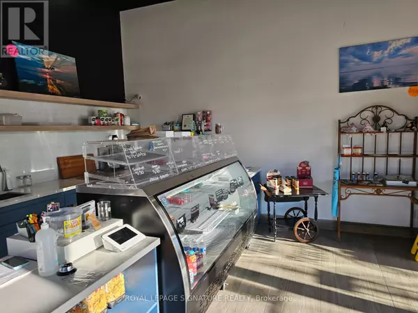 Wasaga Beach, ON L9Z0B6,321 Main ST #F1