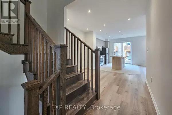 Barrie, ON L9J0B7,8 VINEWOOD CRESCENT