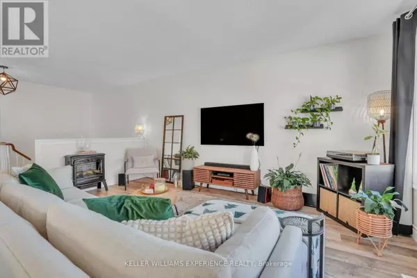 Barrie (painswick North), ON L4N6V3,43 KNICELY ROAD