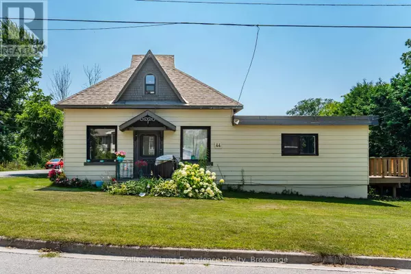 44 YEO STREET, Penetanguishene, ON L9M1C9