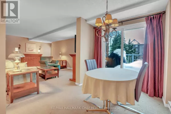 Barrie (holly), ON L4N7L4,502 Essa RD #14