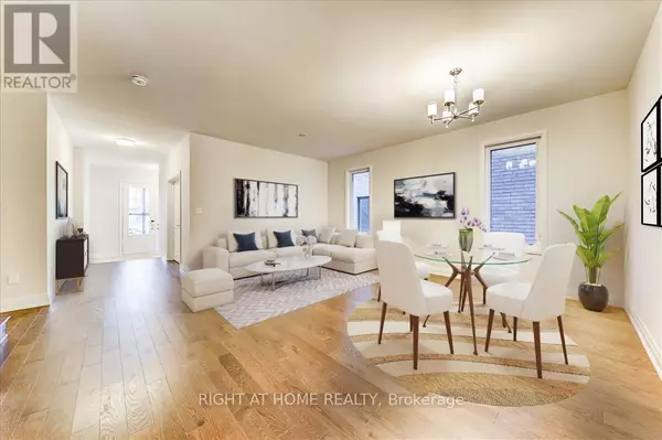 Springwater (midhurst), ON L9X2E2,9 SWEET CICELY STREET