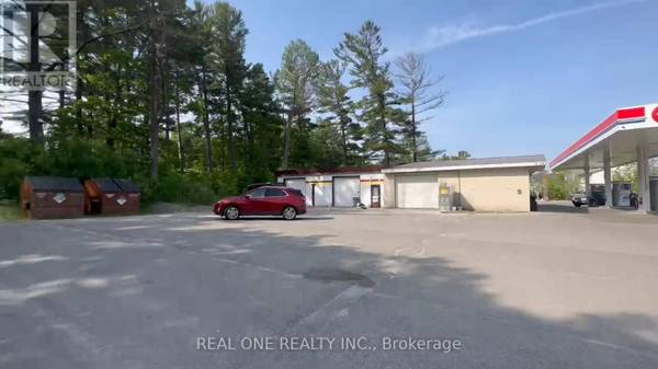 535 River RD West #002, Wasaga Beach, ON L9Z2X2