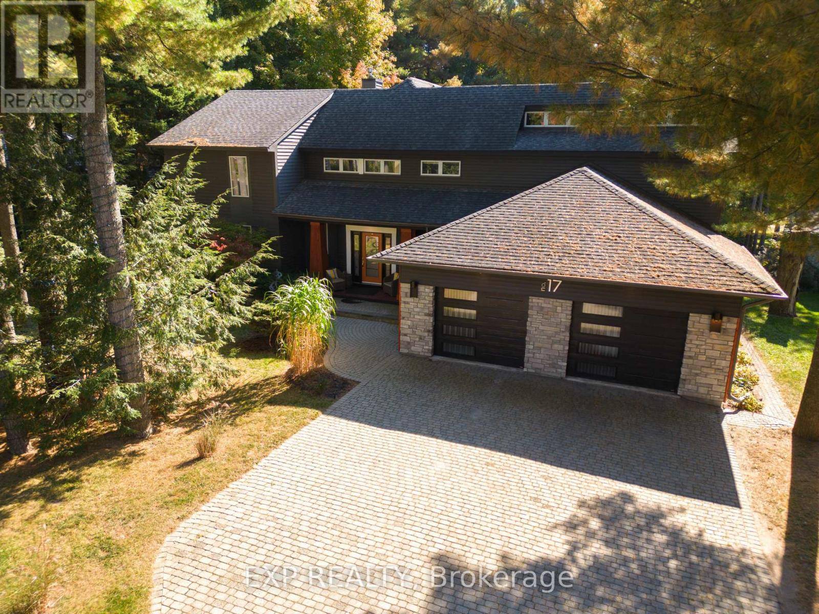 17 Highland DR, Oro-medonte (horseshoe Valley), ON L0L2L0