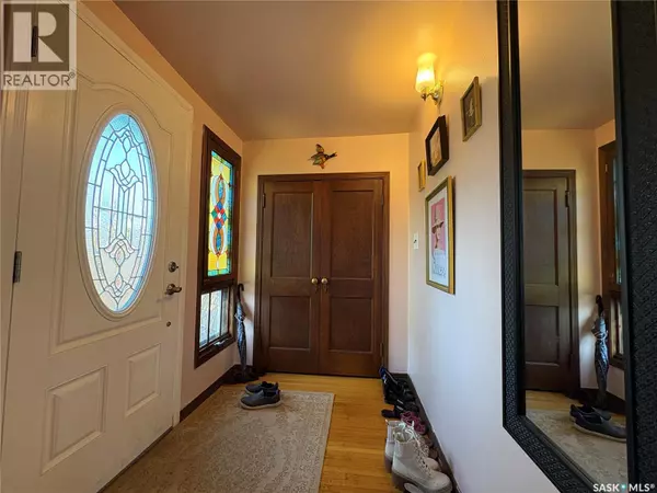 Regina, SK S4T3X1,2139 Mctavish STREET