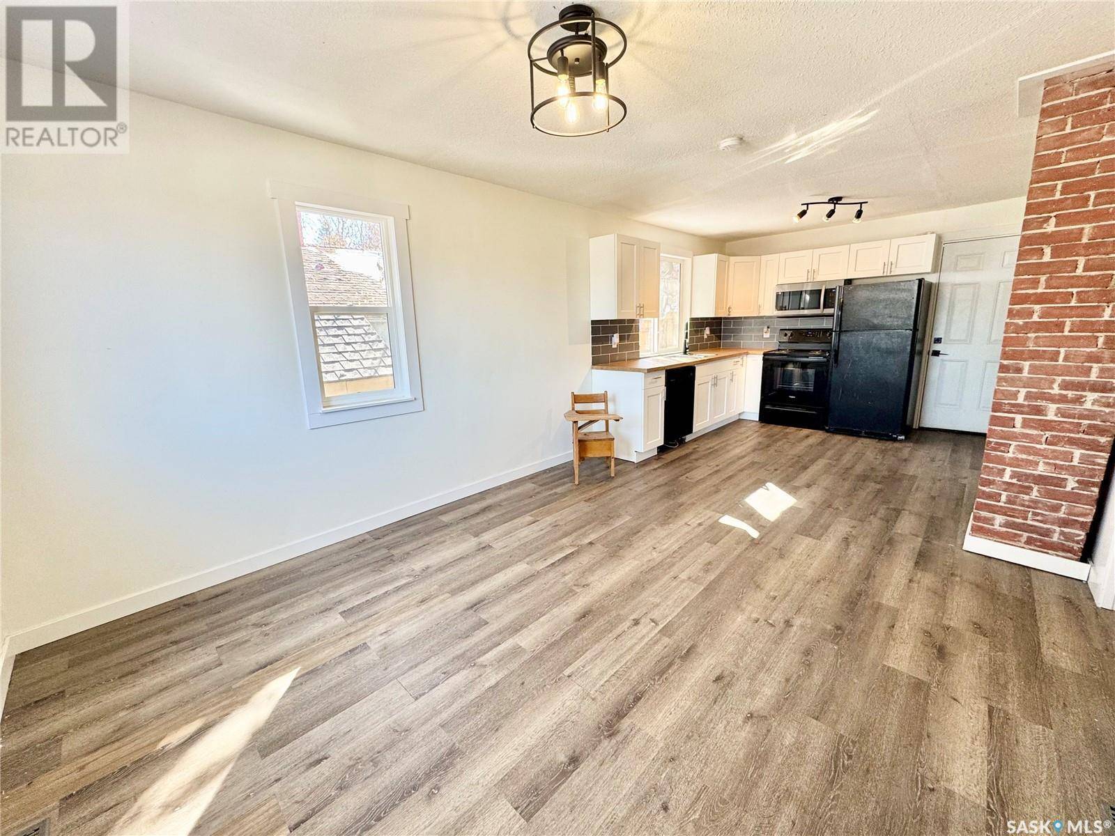 Prince Albert, SK S6V4A7,685 18th STREET W