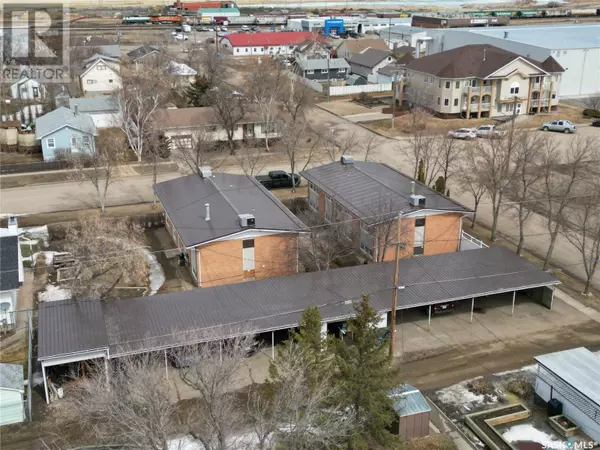 Assiniboia, SK S0H0B0,301 - 309 3rd AVENUE W