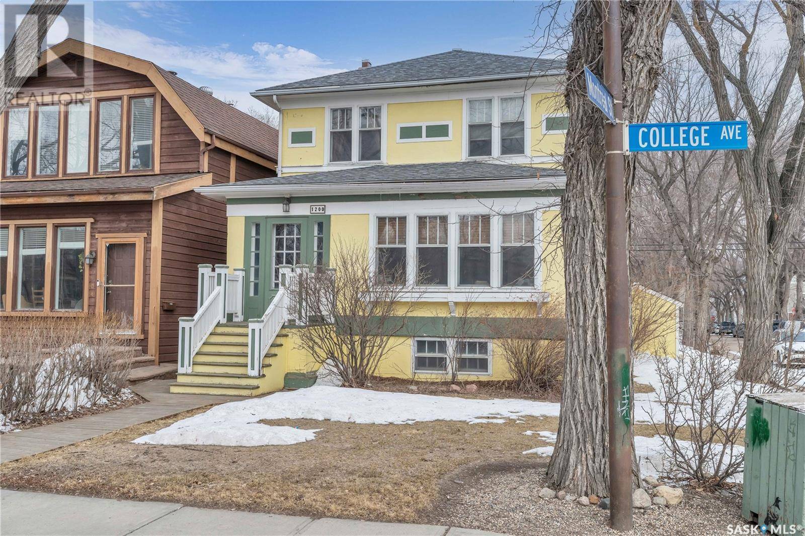 Regina, SK S4P1A9,1200 College AVENUE