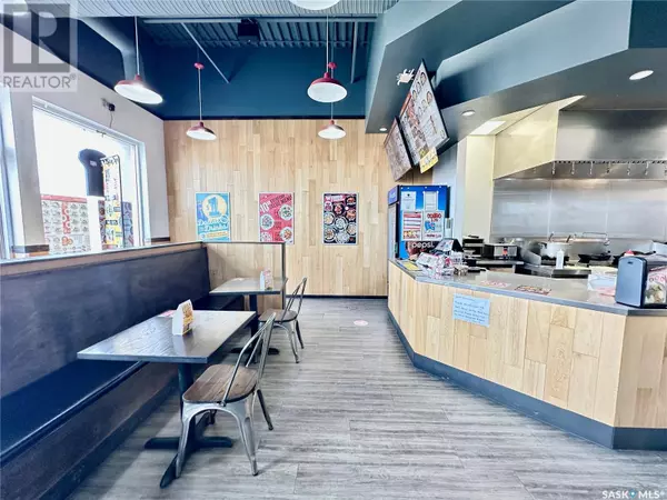 Saskatoon, SK S7K5C6,20 831 51st STREET E