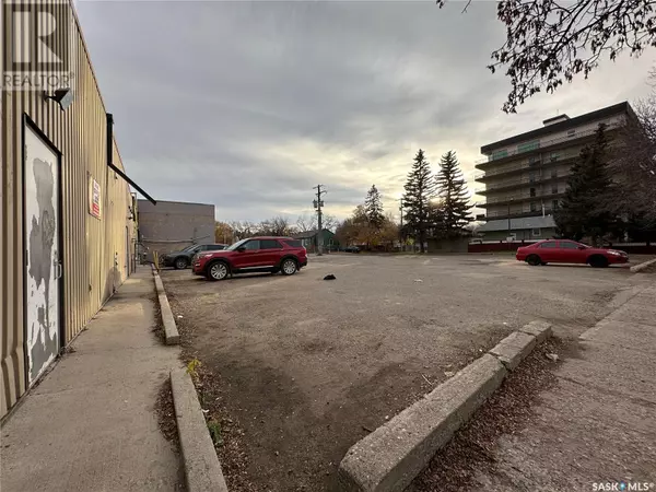 Prince Albert, SK S6V5B3,1401 2nd AVENUE W