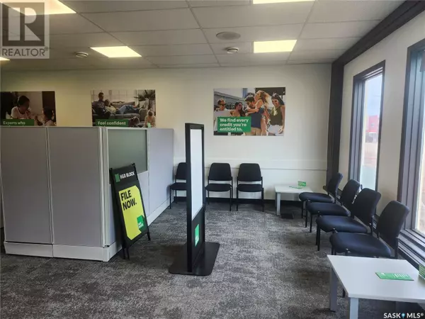 Assiniboia, SK S9H0B0,324 Centre STREET