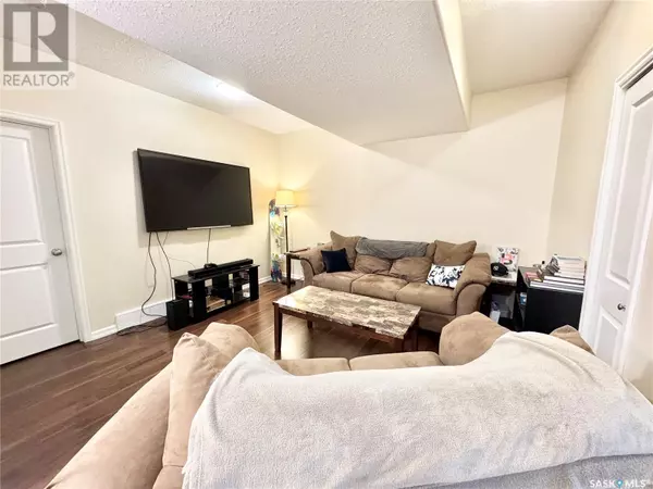 Prince Albert, SK S6V4G5,7 211 20th STREET W
