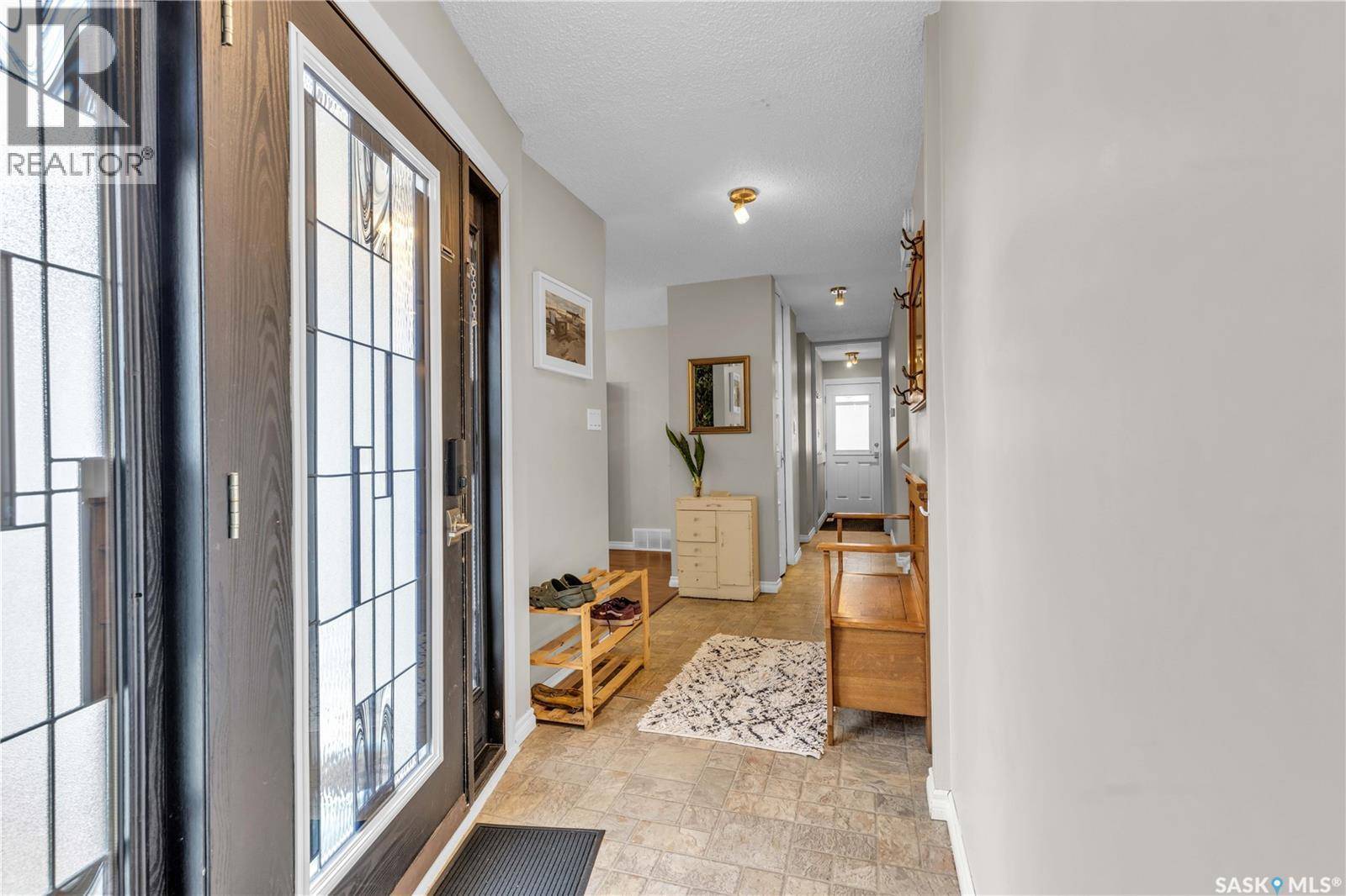 North Battleford, SK S9A2W6,8919 Gregory DRIVE