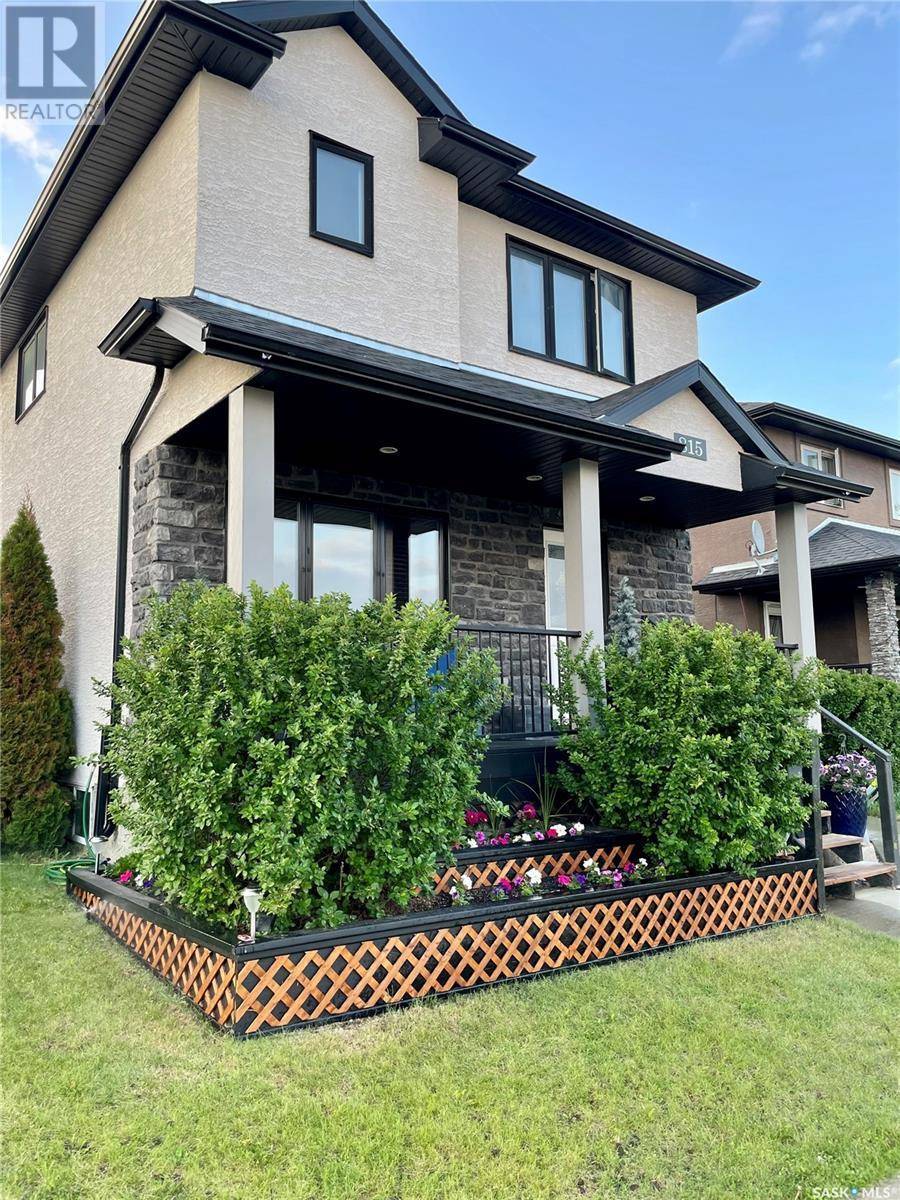 Saskatoon, SK S7T0E9,815 Galloway ROAD