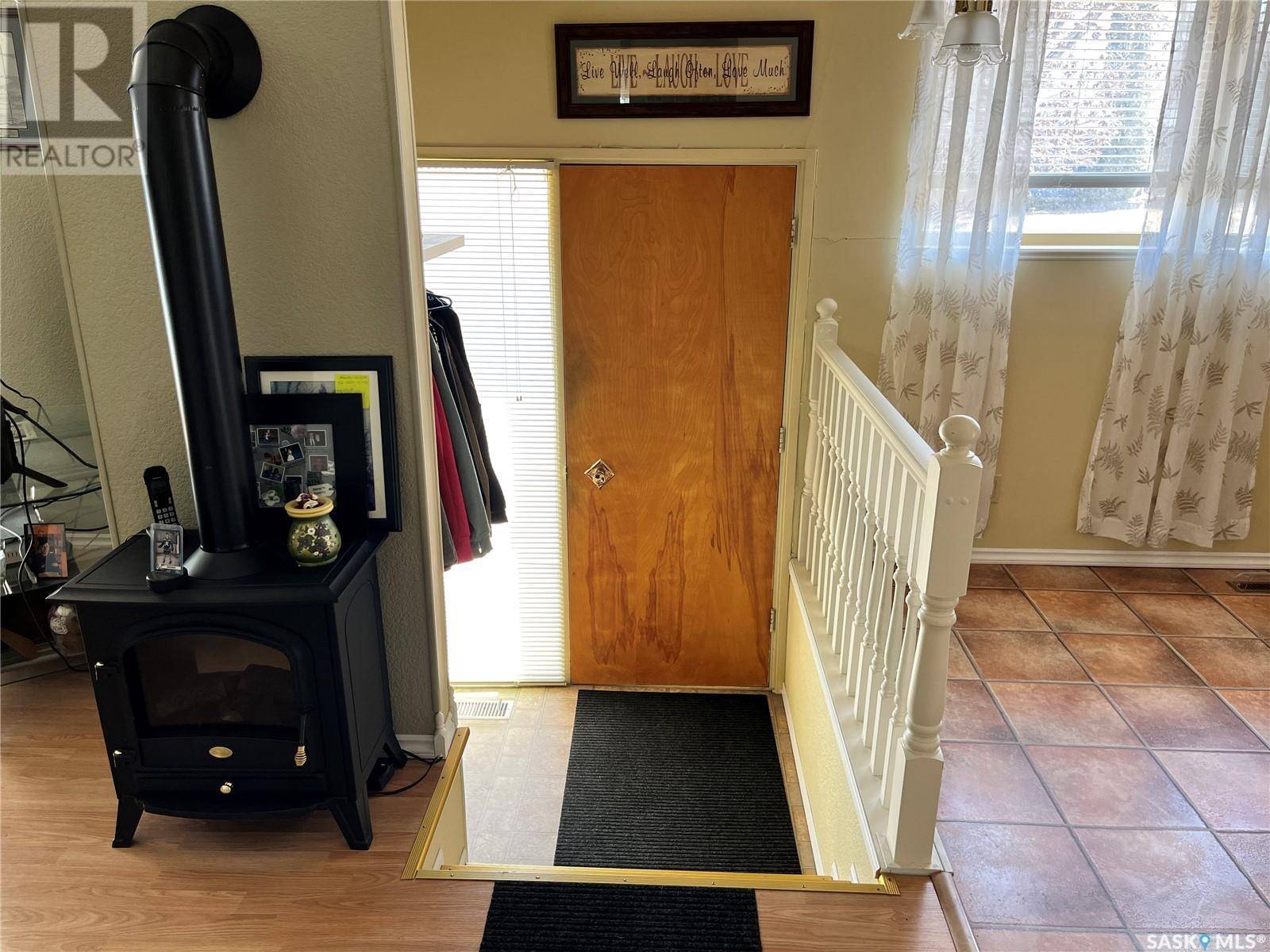 Saskatoon, SK S7H3W8,30 Spinks DRIVE