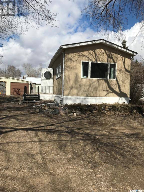 Oxbow, SK S0C2B0,832 Beryl AVENUE