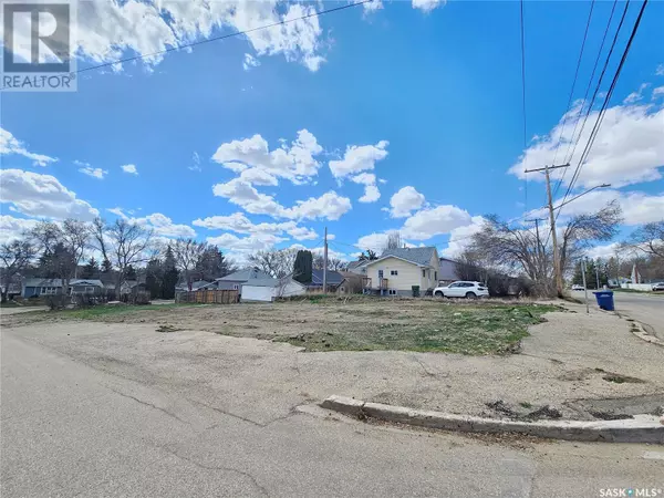 705 Caribou STREET W, Moose Jaw, SK S6H2K8