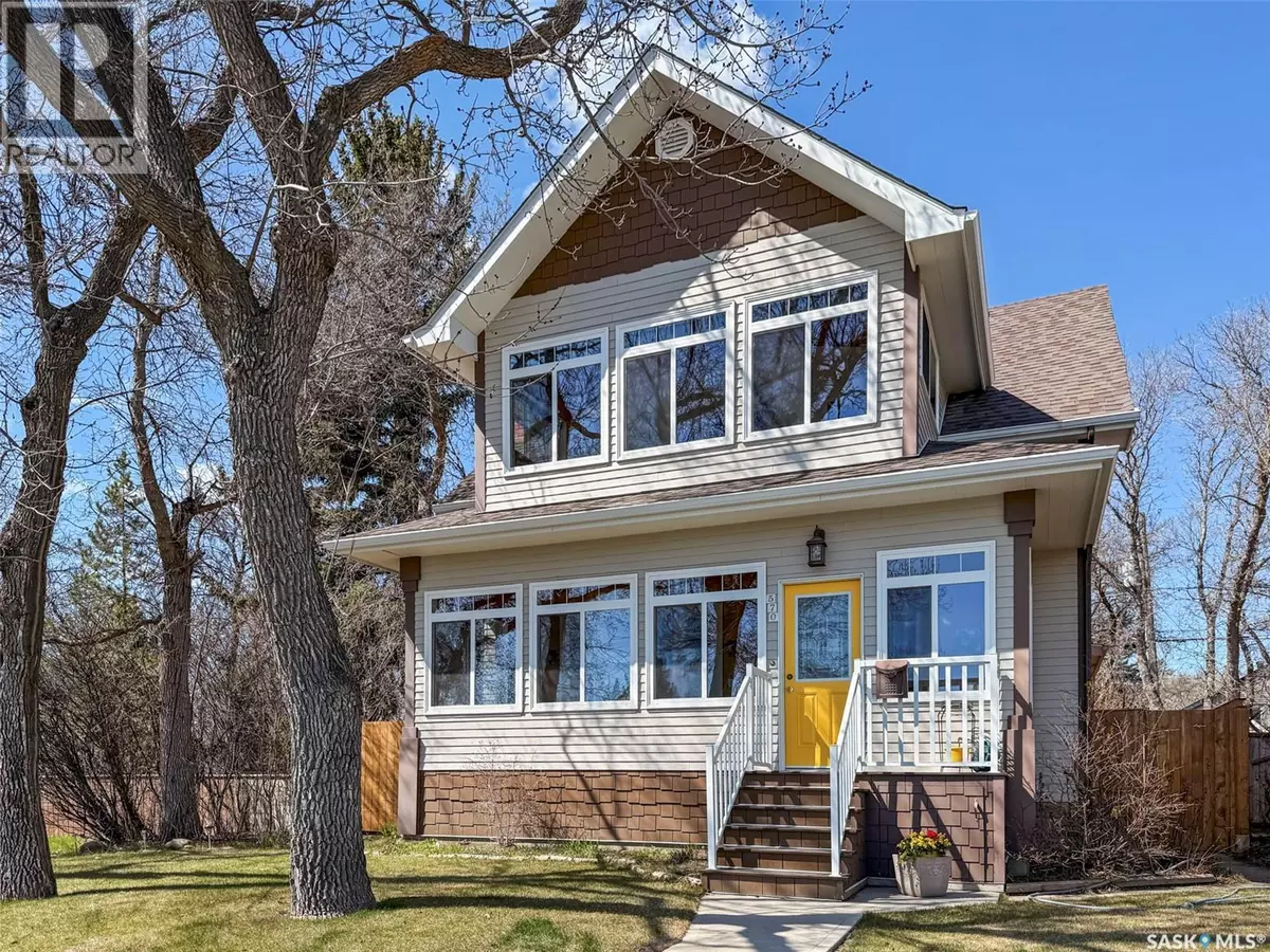 Swift Current, SK S9H2K2,570 4th AVENUE NE