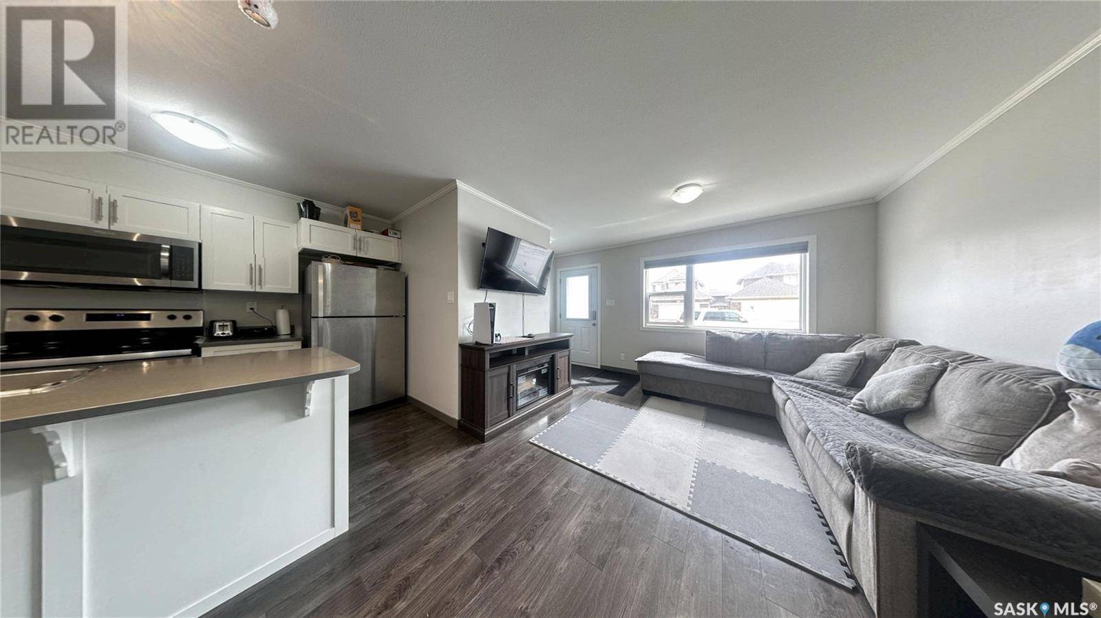 Saskatoon, SK S7T0A7,265 322 Lewin WAY